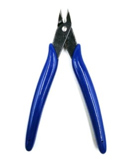 Cutting pliers